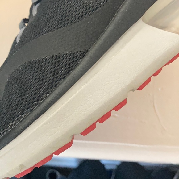 Nike Air Max Sneakers - Picture 7 of 9